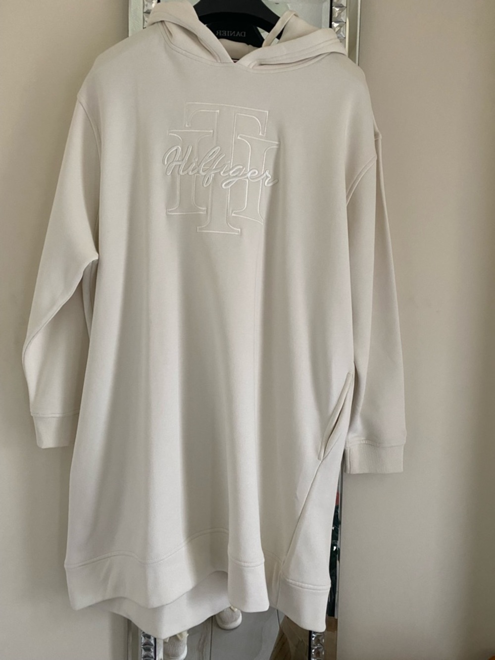 Tommy Hilfiger Cream Crewneck Hoodie Sweater